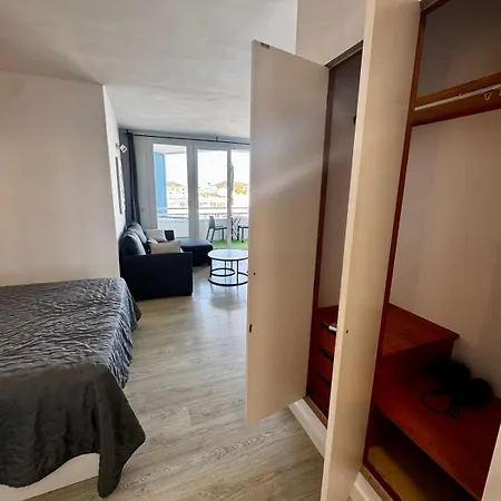 아파트 Modern Park - Pool View & Terrace *